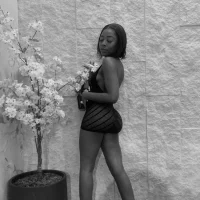NOTTYSLENDERxx's Profile Pic