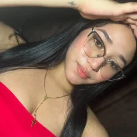 emily_fox25