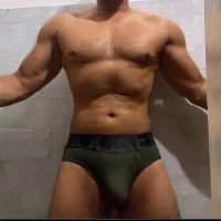 Tomwolffit's Profile Pic