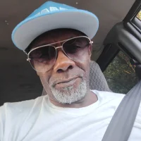 uuuu44i's Profile Pic
