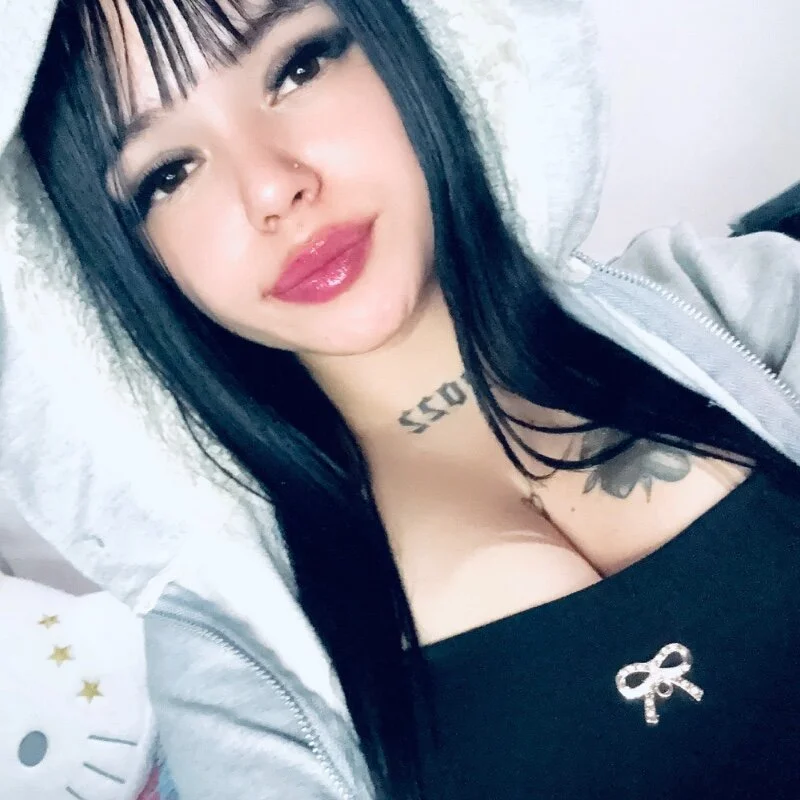 sweet_lya69 Stripchat profile image