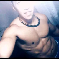 poni_06's Profile Pic