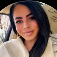 JuicyJulia08's Profile Pic