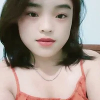 -Pummi- élő chatszobája