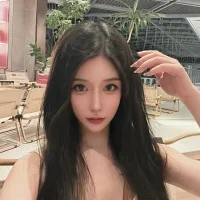 صورة الملف الشخصي لـ ranran-994