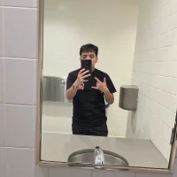 idekAnthony's Profile Pic