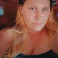 Lunawolf28's Profile Pic