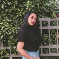 almonya's Profile Pic