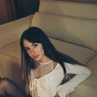 elenaaddiction 头像图片