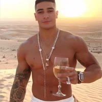 LuxuryBoy04s profilbillede
