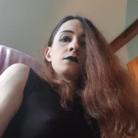 Emilialacornue's Avatar Pic