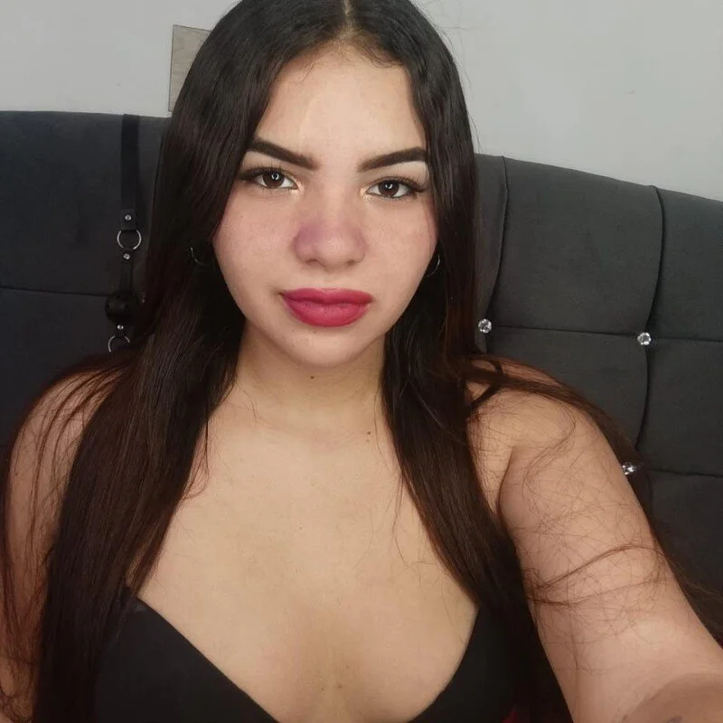 ROSIE_EM Stripchat profile image