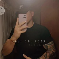 eriksen22 webcam model