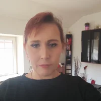 Lenilein40's Avatar Photo