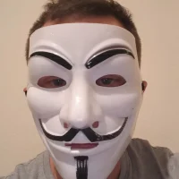 Lesudiste3402のアバター写真