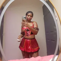 Naughtybunnyworxxx's Profile Pic