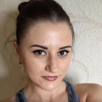 VanessaNeon's Profile Pic