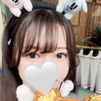 hina_porn Adlı Modelin Avatarı