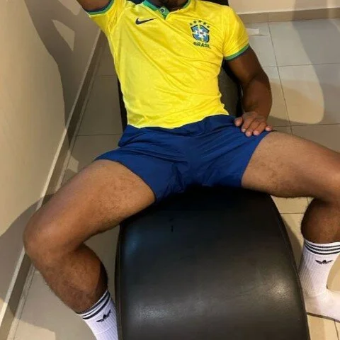 uiii_preto Stripchat profile image