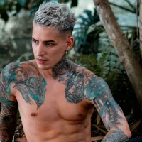 Slika avatara modela trisstann_