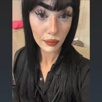 islaslut's Profile Pic