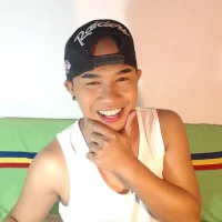 Asianboytoy18's Profile Pic