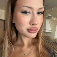 Angelic_kiss অবতার ছবি