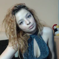 Allirose's Profile Pic