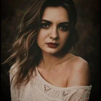 OdelinaColl's Profile Pic