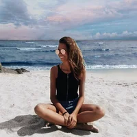 FabulousLia's Profile Pic