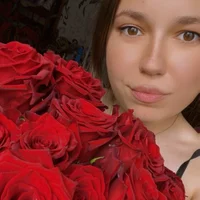 Milana_36 Φωτ, Προφίλ