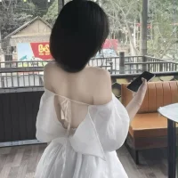 Lilybelle-98 এর প্রোফাইল ছবি