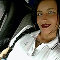 minie18's Profile Pic