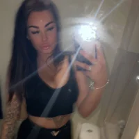 chlo6969's Profile Pic