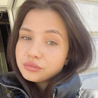 รูปโปรไฟล์ของ SelenaRee