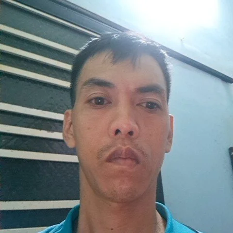 trantran121990 profile photo