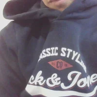 moncef17's Avatar Photo