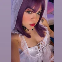 Babyakira_ Φωτ, Προφίλ