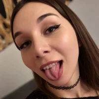LoisePavlas Adlı Modelin Avatarı