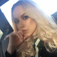 NoughtyNun  的个人资料图片