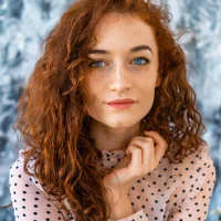 Elly_Hot's Profile Pic