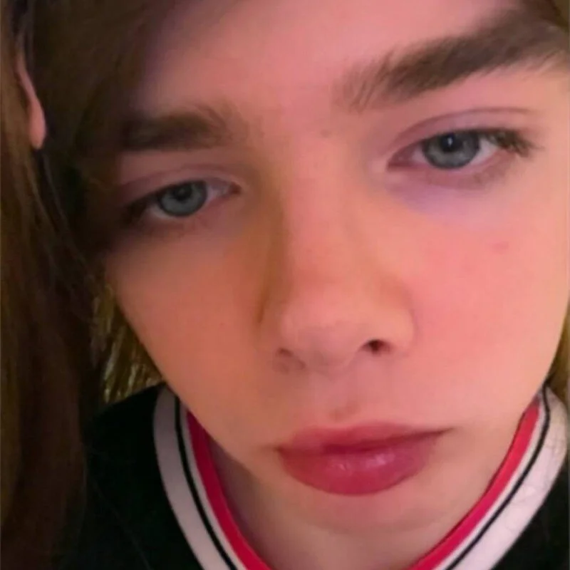 tasty_stranger_aishe profile photo