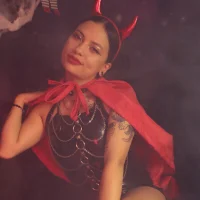 Gambar Profil LaurynBennett_