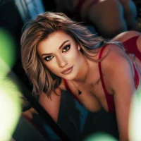 รูปโปรไฟล์ของ ClarisaMoon