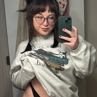 quinniecat's Live Chat Room