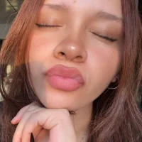 Juliana__01's Profile Pic