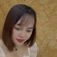 Lona_Thien's Profile Pic