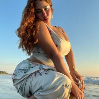 AICoUpLE Adlı Modelin Avatarı