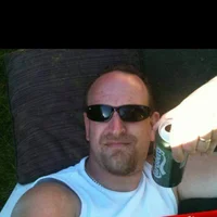 leeredlfc1 Φωτ, Προφίλ