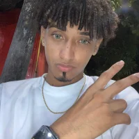 boycutex18's Profile Pic